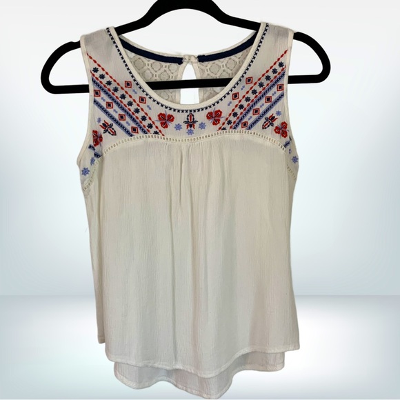 Xhilaration White Embroidered Sleeveless Tank Top, size Med - Picture 1 of 6